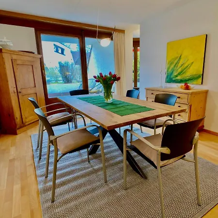 Ruhiges Terrassen-apartment Mit Blick Ins Grune *